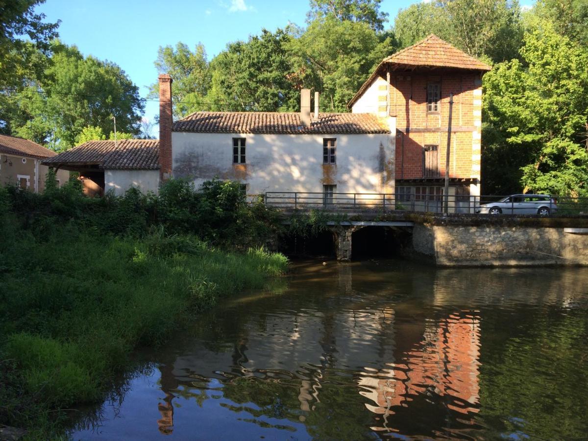 Le Moulin Scalagrand Bed & Breakfast Mazieres  Luaran gambar